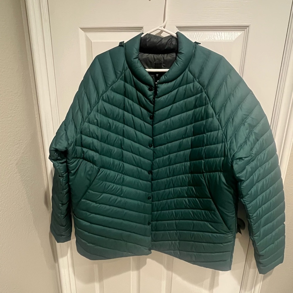 lululemon athletica Forest Green Puffer Jacket